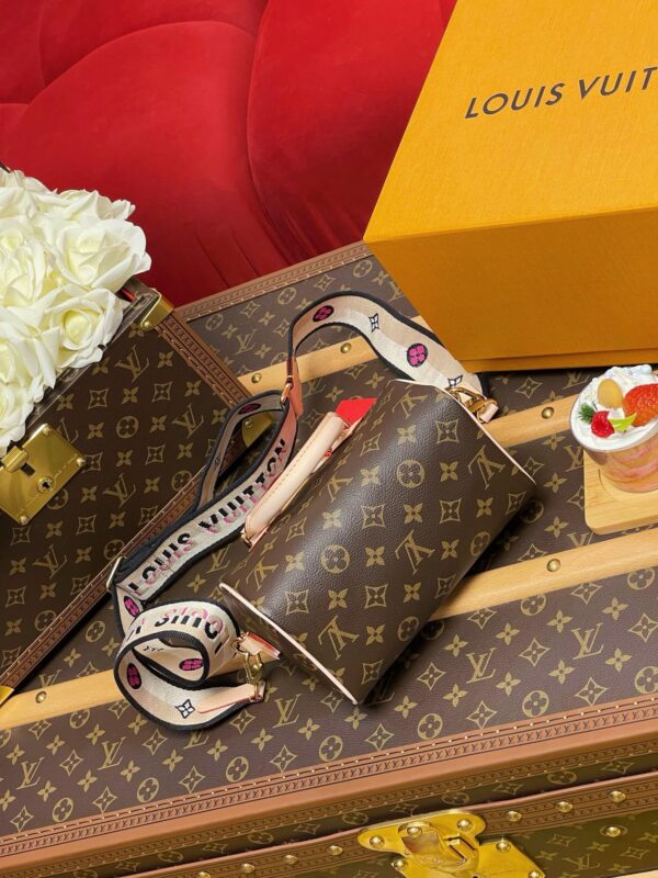 LV Speedy Bandoulière 20 - Image 5