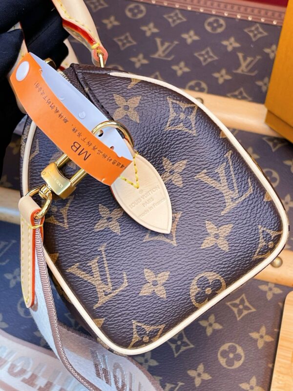 LV Speedy Bandoulière 20 - Image 6