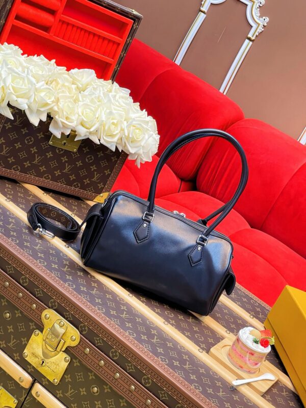 LV Speedy Cargo Vibe - Image 7