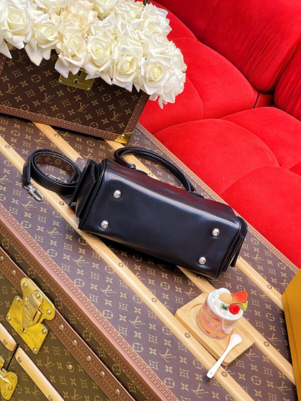 LV Speedy Cargo Vibe - Image 8