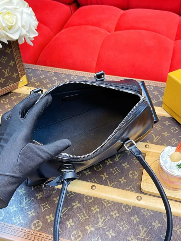 LV Speedy Cargo Vibe - Image 10