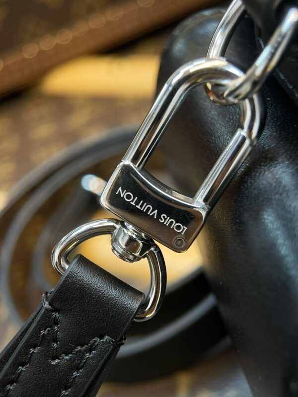 LV Speedy Cargo Vibe - Image 13