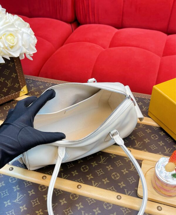 LV Speedy Cargo Vibe - Image 8