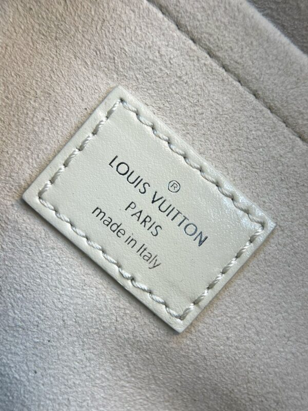 LV Speedy Cargo Vibe - Image 11