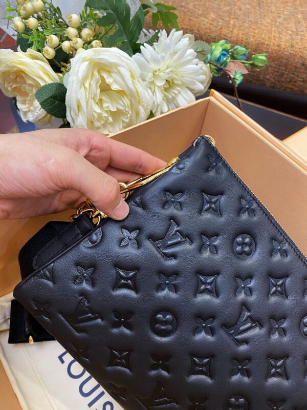 LV Coussin PM - Image 7