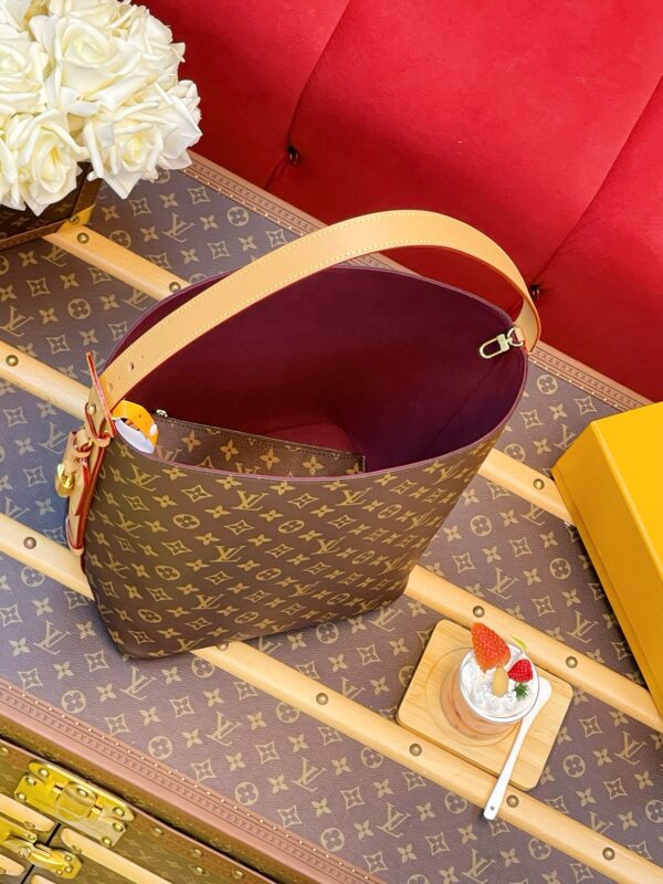 LV All In GM - Image 9