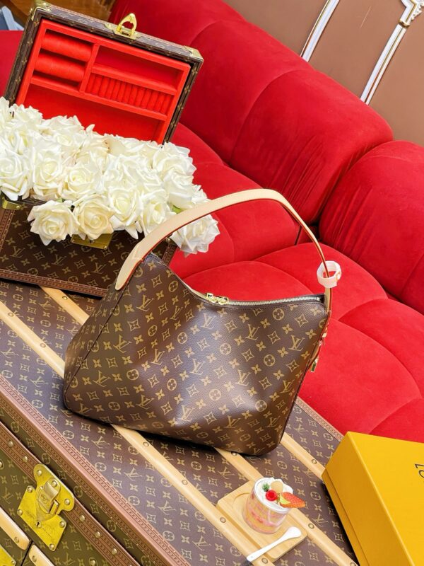 LV Slouchy MM - Image 6