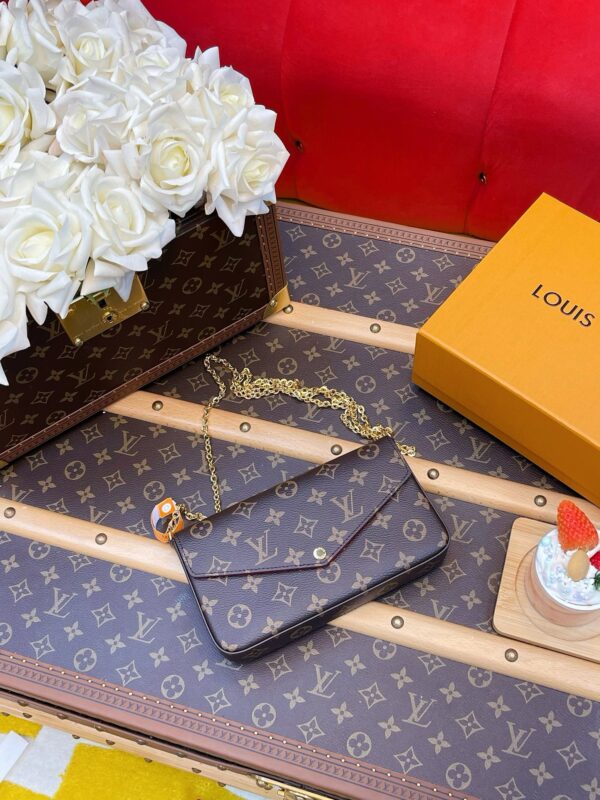 LV Félicie Pochette - Image 10