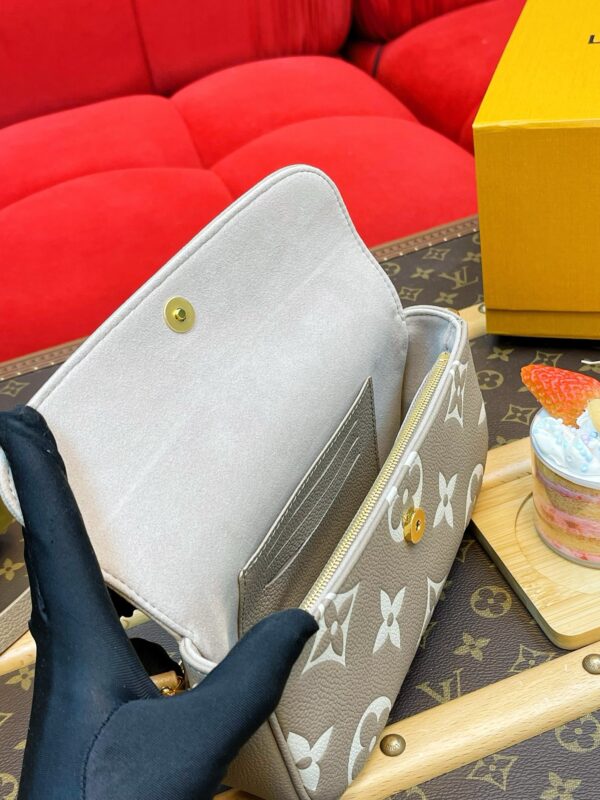 LV Wallet On Chain Ivy - Image 8