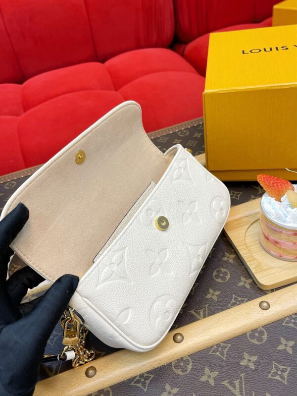 LV Wallet on Chain Ivy - Image 9