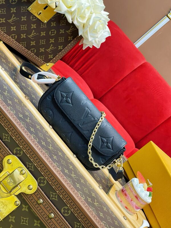 LV Wallet on Chain Ivy - Image 2