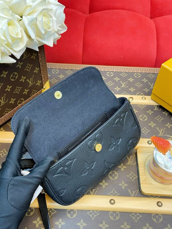 LV Wallet on Chain Ivy - Image 8