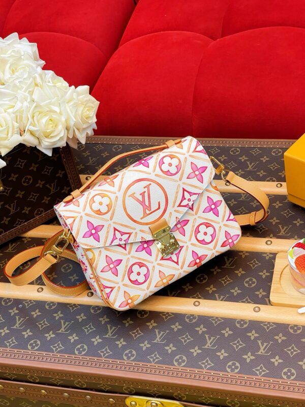 LV Pochette Métis - Image 9