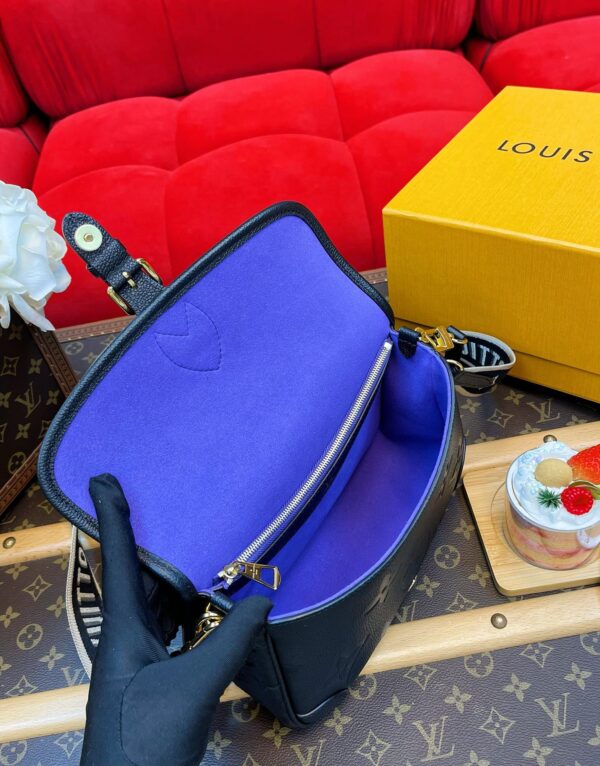 LV Diane - Image 9
