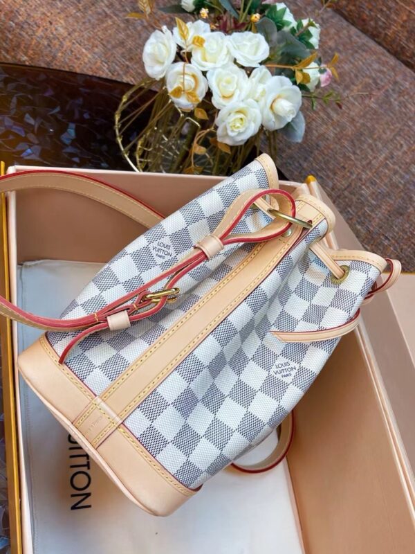 LV Noé BB - Image 4