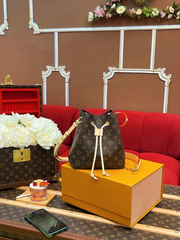 LV Néonoé BB - Image 5