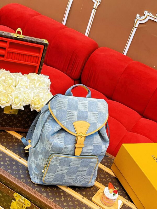 LV Montsouris Backpack - Image 5