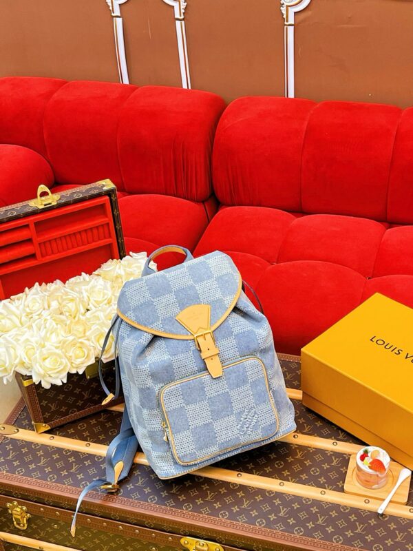LV Montsouris Backpack - Image 7
