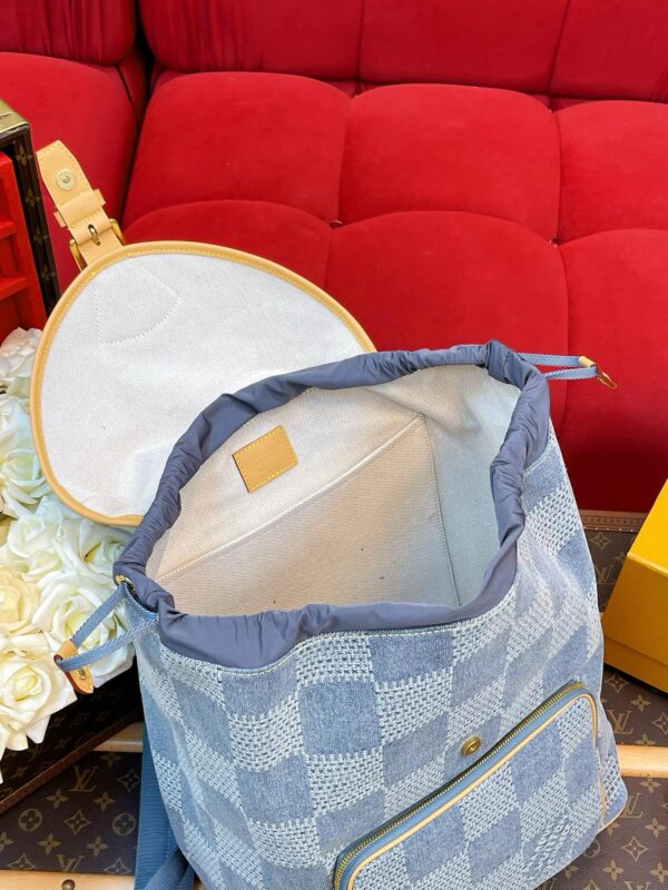 LV Montsouris Backpack - Image 9