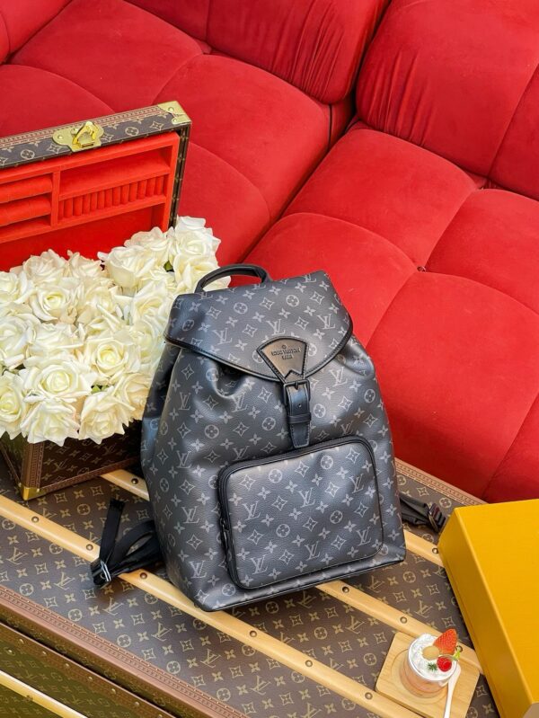 LV Montsouris Backpack - Image 3