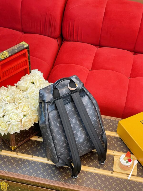 LV Montsouris Backpack - Image 5