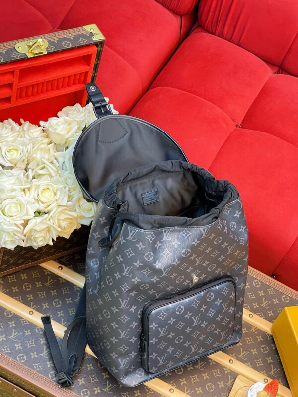 LV Montsouris Backpack - Image 7