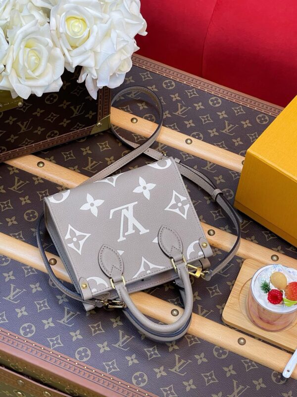 LV OnTheGo BB - Image 8