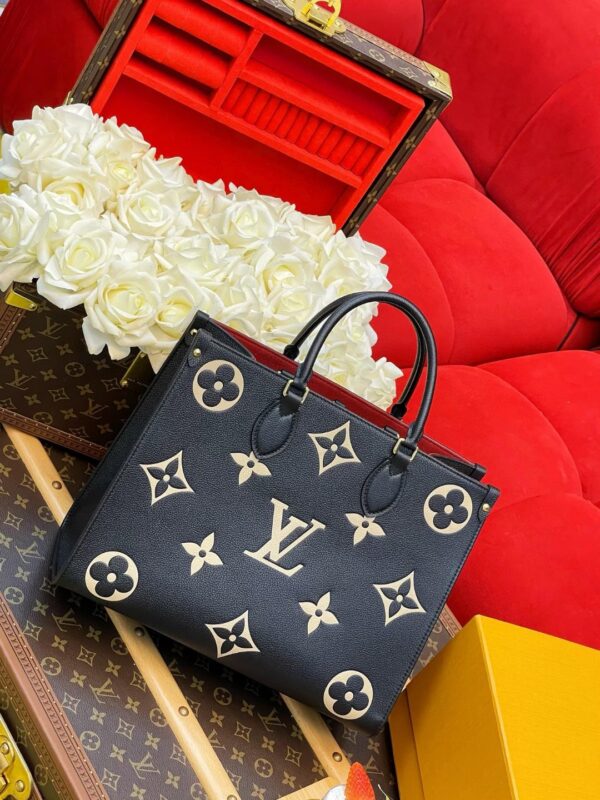 LV OnTheGo MM - Image 8