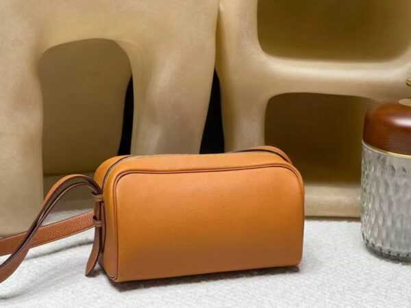 Hermès Nouveau on Body - Image 9