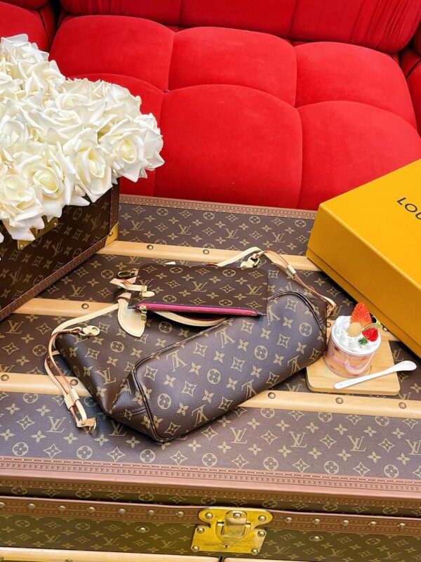 LV Neo Neverfull PM - Image 8