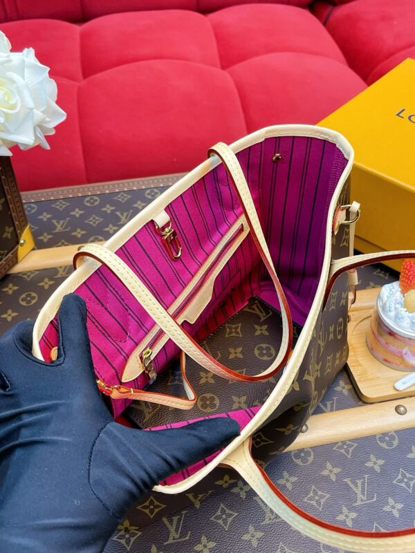 LV Neo Neverfull PM - Image 9