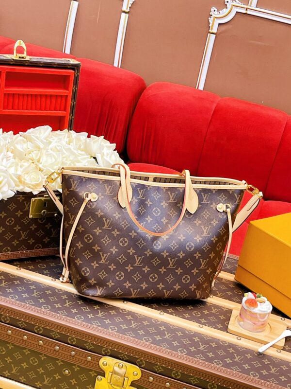 LV Neverfull Bandoulière Inside Out GM - Image 3