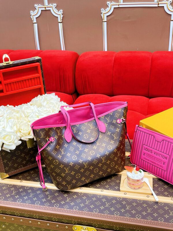 LV Neverfull Inside Out MM - Image 2