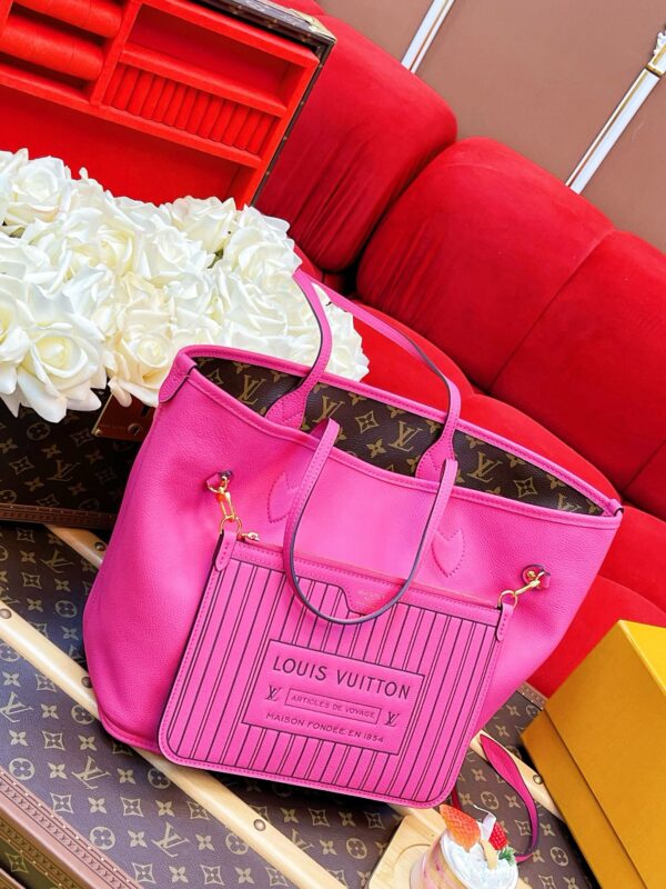 LV Neverfull Inside Out MM - Image 9