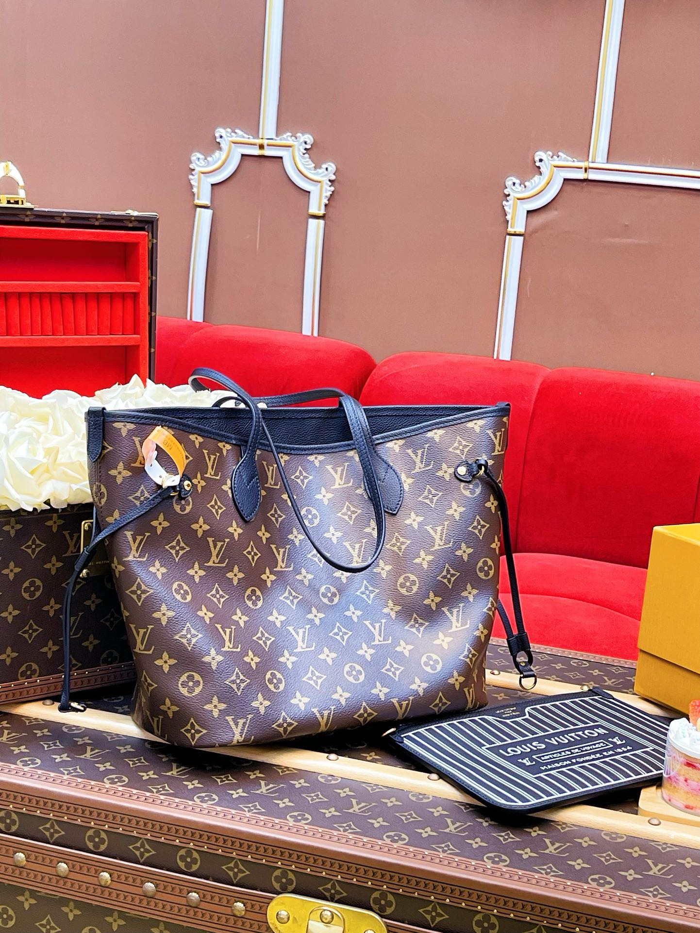 LV Neverfull Inside Out MM - Image 3