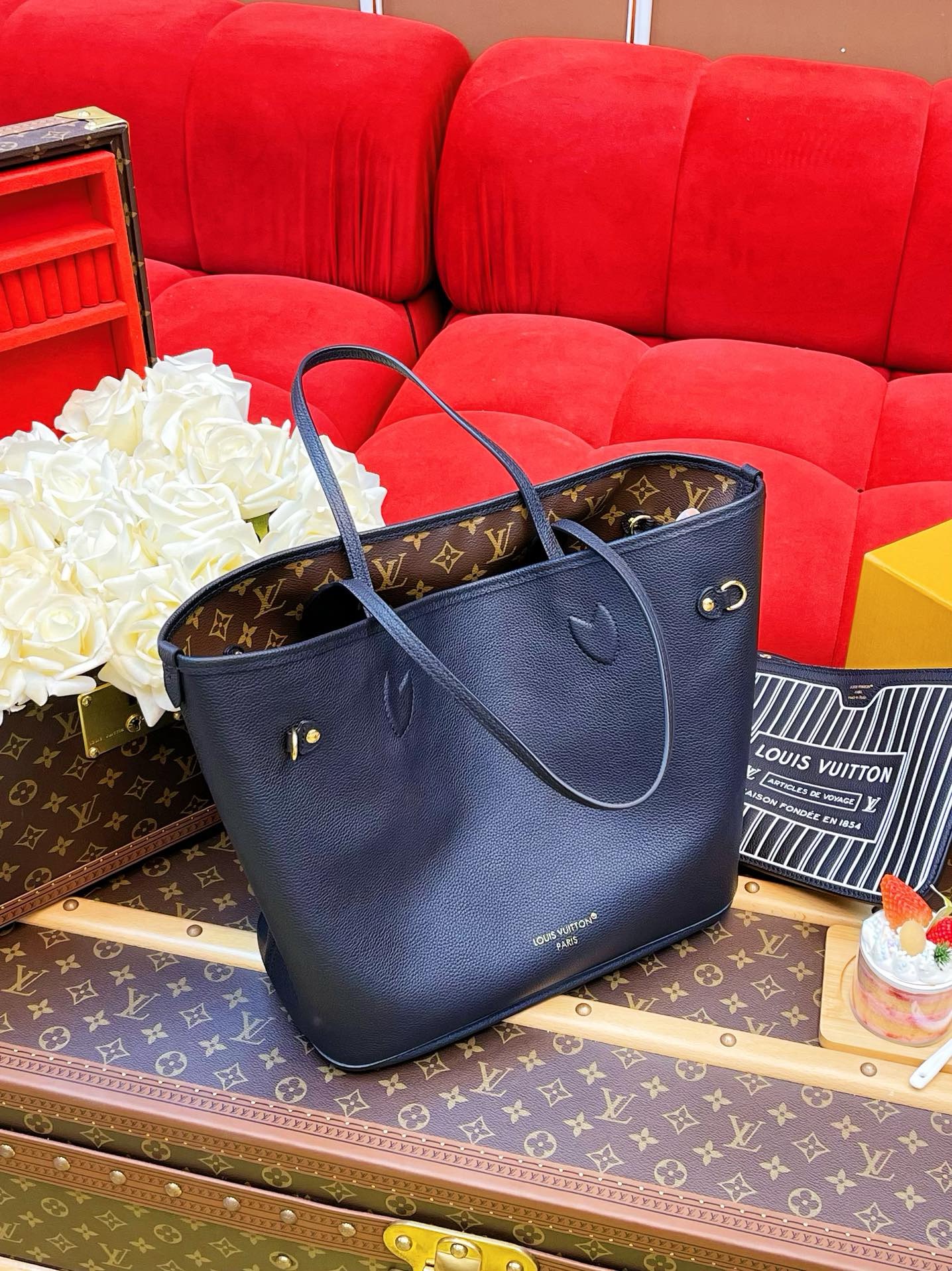 LV Neverfull Inside Out MM - Image 5