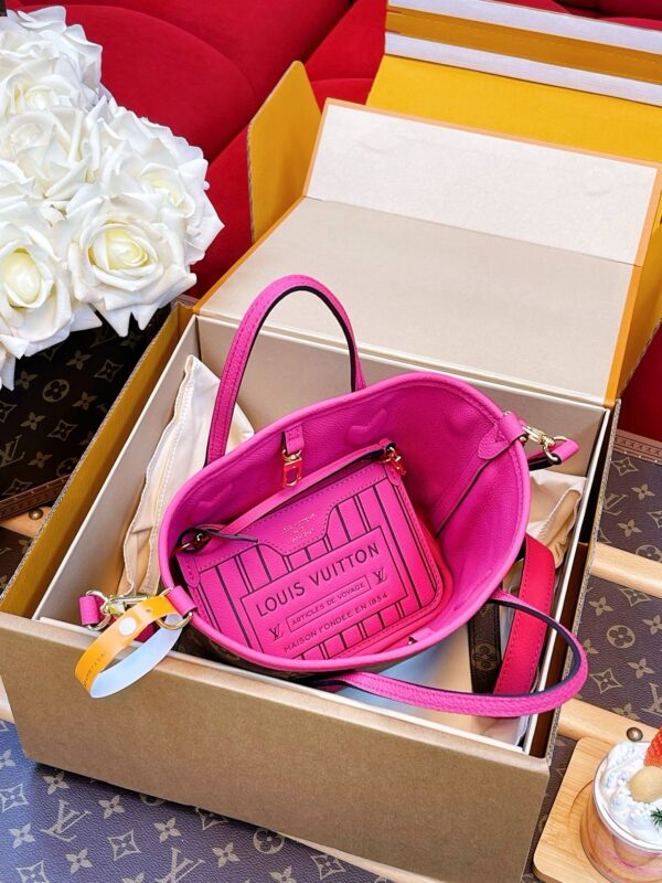 LV Neverfull Bandoulière Inside Out BB - Image 7