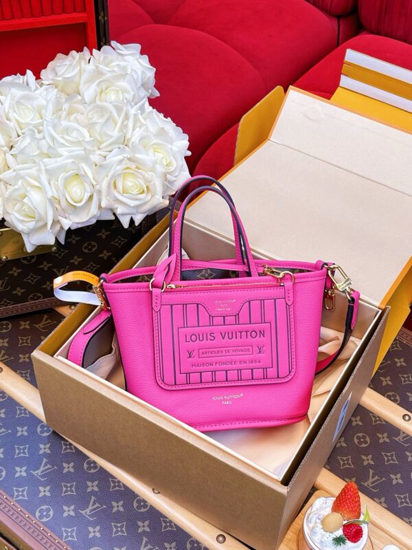 LV Neverfull Bandoulière Inside Out BB - Image 8
