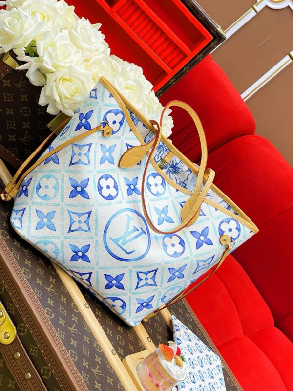 LV Neverfull MM - Image 4