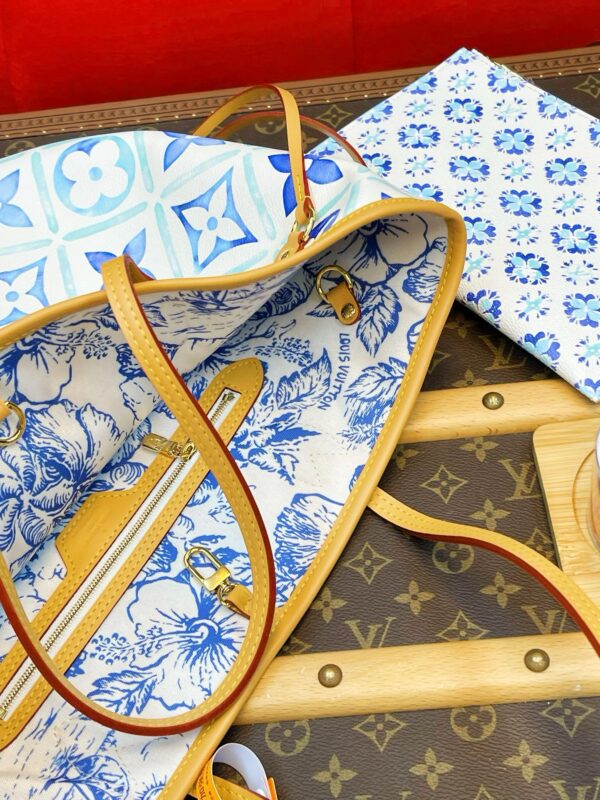 LV Neverfull MM - Image 7