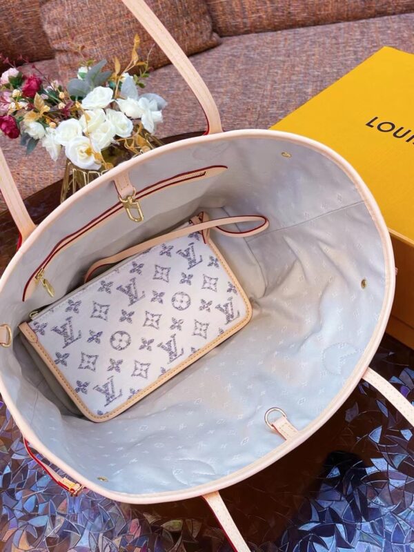 LV Neverfull MM - Image 7