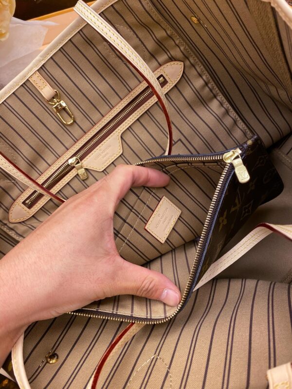 LV Neverfull MM - Image 8