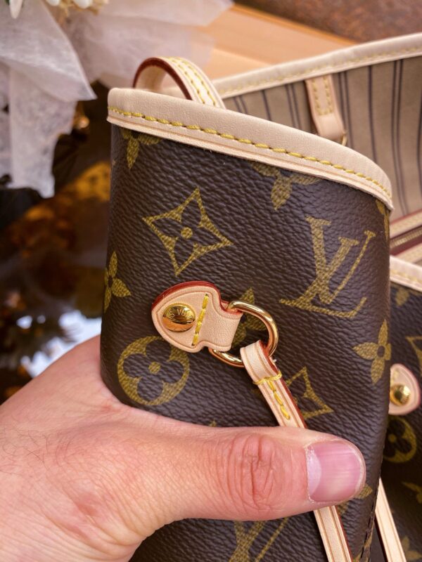 LV Neverfull MM - Image 10
