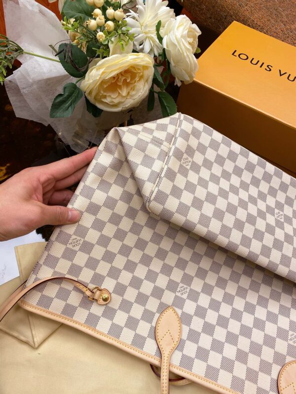 LV Neverfull GM - Image 4