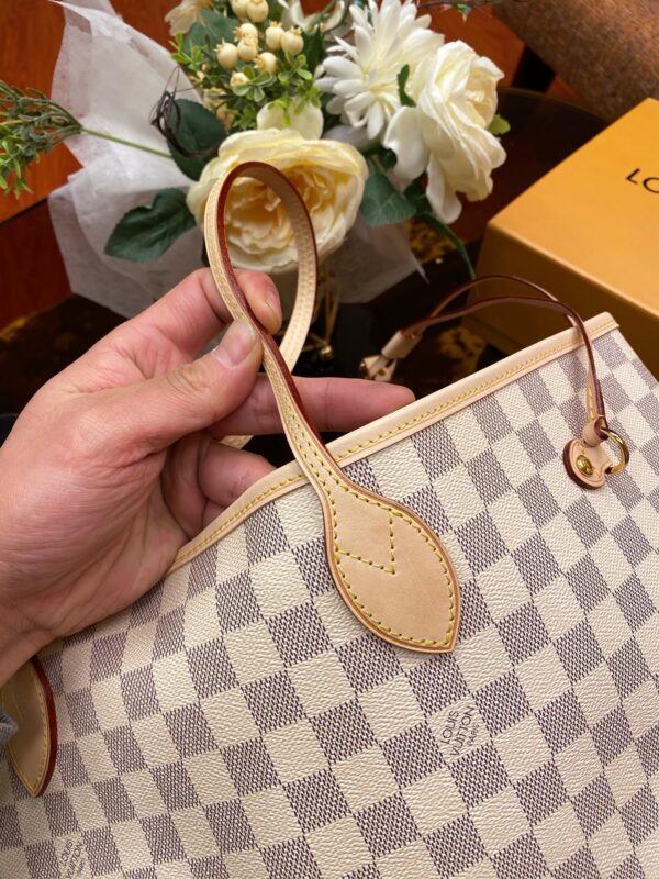 LV Neverfull GM - Image 9