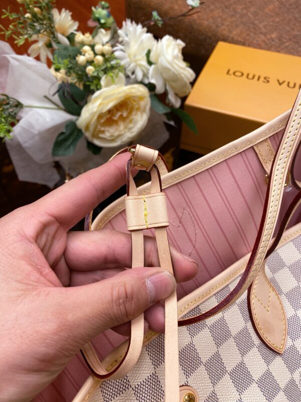 LV Neverfull GM - Image 10