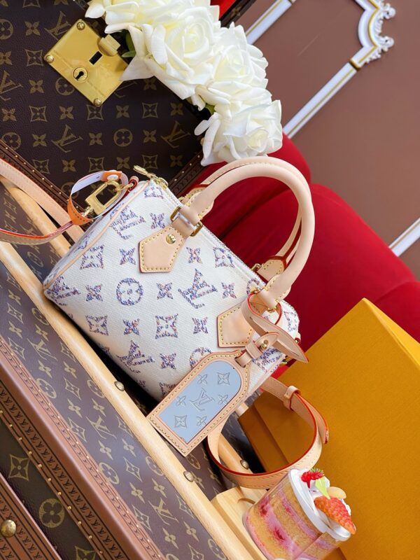 LV Speedy Bandoulière 20 - Image 4