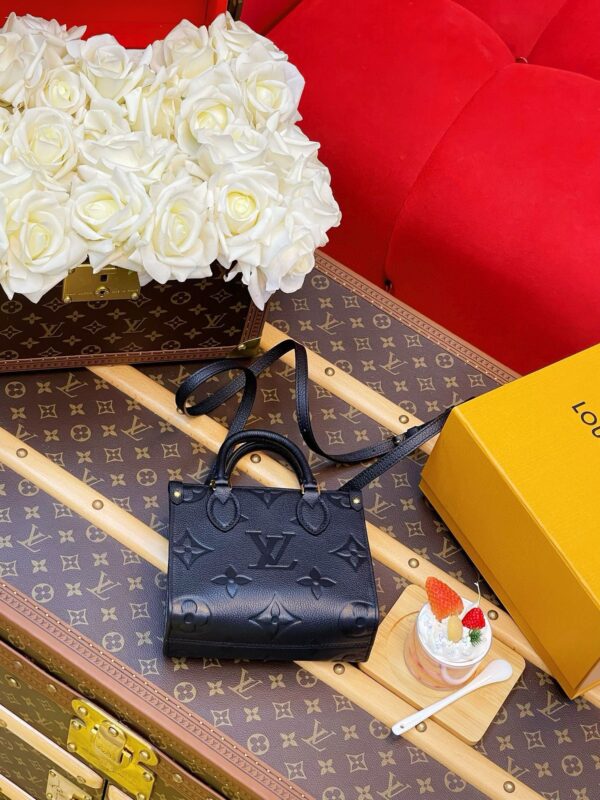 LV OnTheGo BB - Image 8