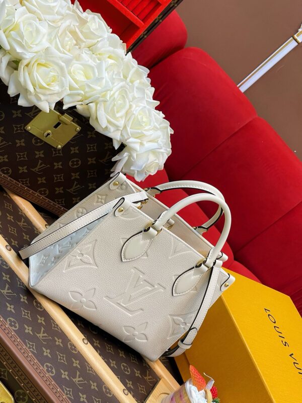 LV OnTheGo PM - Image 10