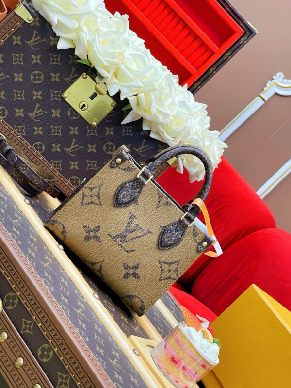 LV OnTheGo BB - Image 5